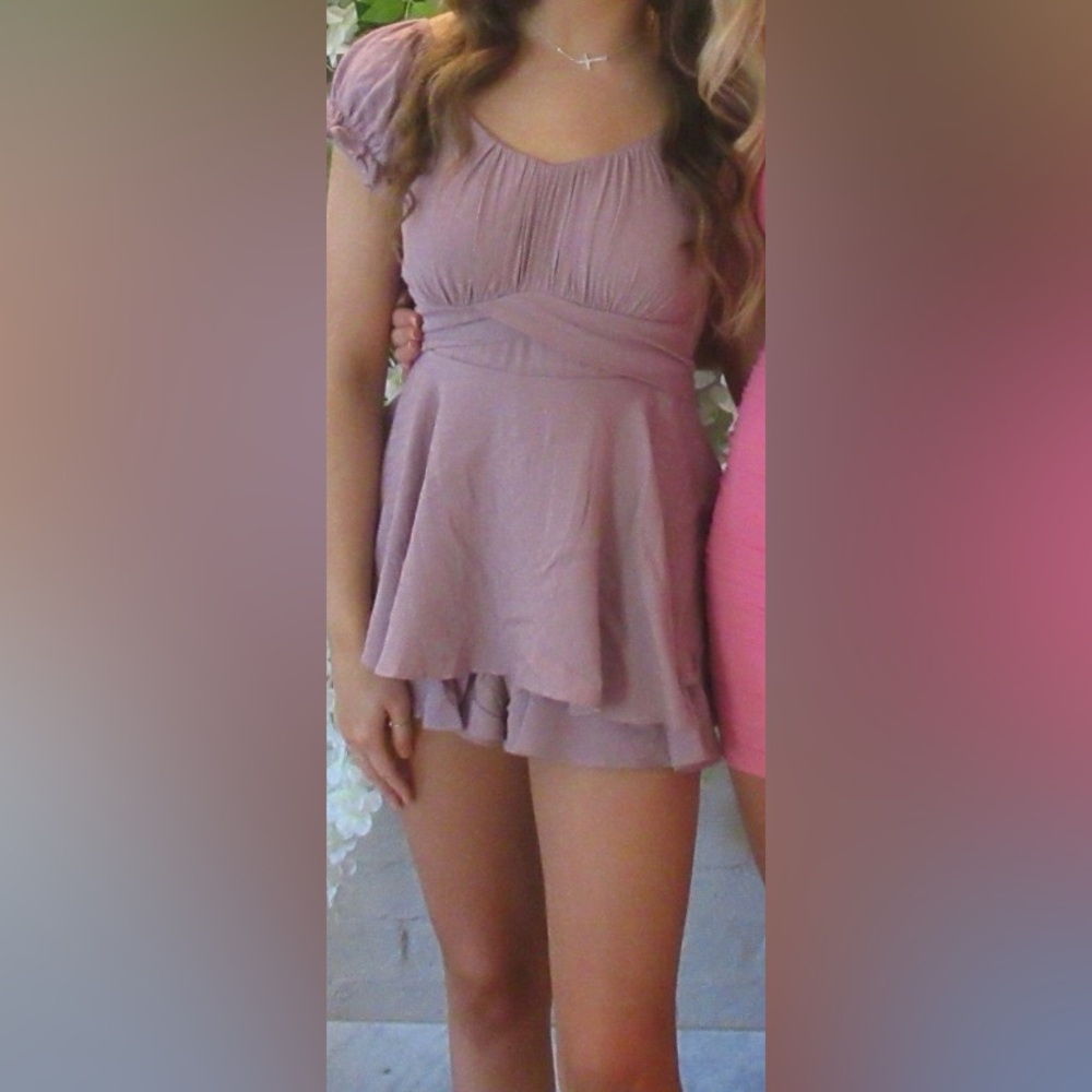 Adorable Altrd State purple romper. Size Small.